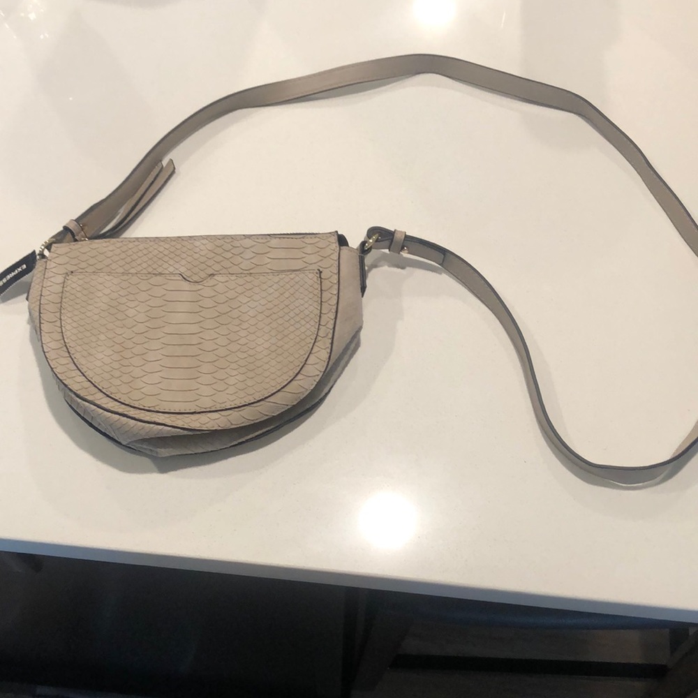 Express Purse NWT!!